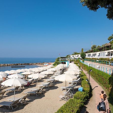 Resort Baia Del Silenzio Pisciotta Eksteriør billede