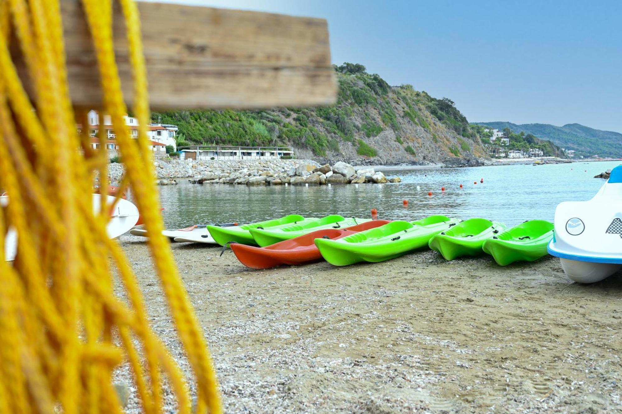 Resort Baia Del Silenzio Pisciotta Eksteriør billede