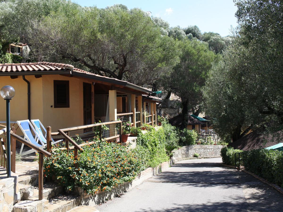 Resort Baia Del Silenzio Pisciotta Eksteriør billede